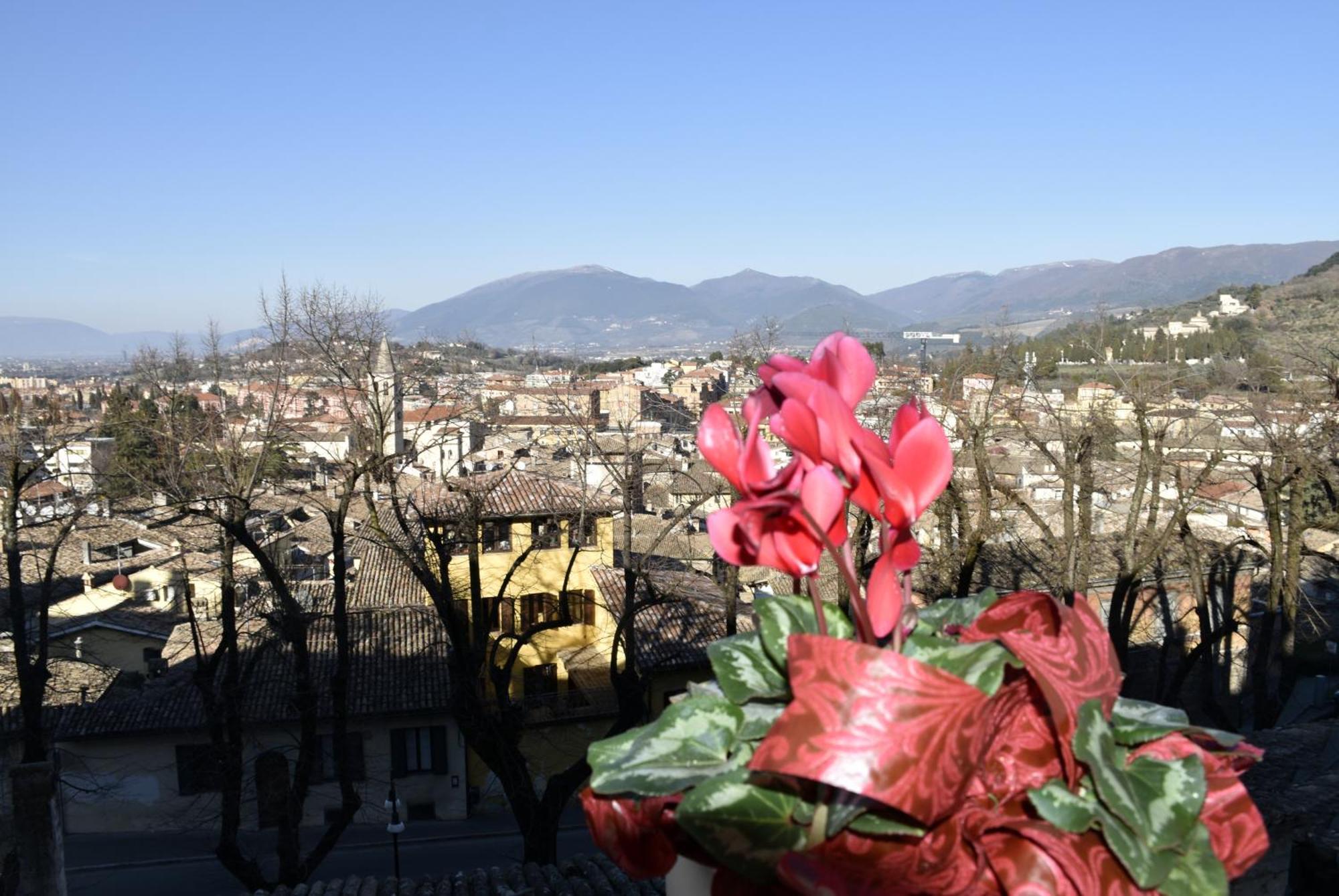 Le Mura Antiche سبوليتو المظهر الخارجي الصورة